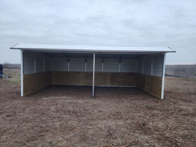 15x25x8 Loafing Shed - Image 4