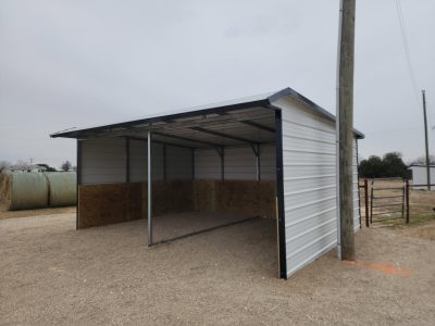 15x20x8 Loafing Shed