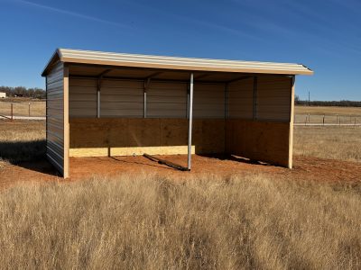 12x20x8 Loafing Shed - Image 5