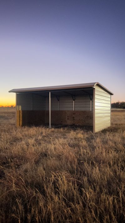 12x20x8 Loafing Shed