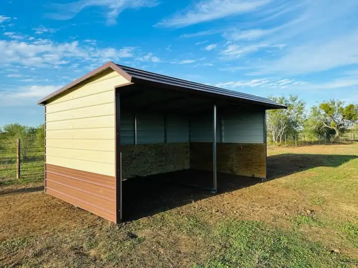 12X20x8 Loafing Shed - Image 3