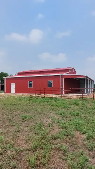 46x45x16 Barns - Image 4